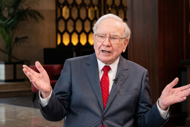 Warren Buffett Warns Retirees About This Costly Mistake
